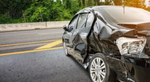 Verkehrsunfall mit wirtschaftlichem Totalschaden – Abschleppkosten und Nutzungsausfall