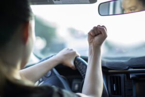 Nötigung im Straßenverkehr - Welche Strafe droht?