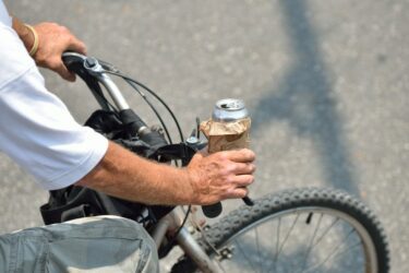 Betrunken auf dem Fahrrad erwischt – Welche Strafen drohen?