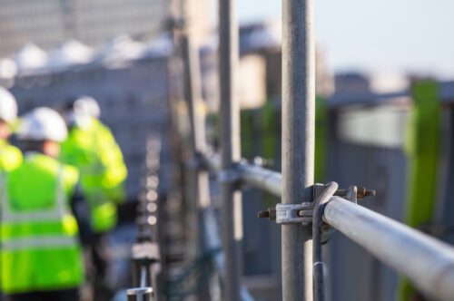 Arbeitsgerüst - Haftungsverteilung bei fehlerhaft aufgebautem und benutztem Gerüst