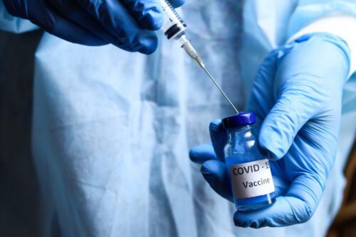 Einrichtungsbezogene Impfpflicht - Zwangsgeld zur Durchsetzung einer Corona-Impfung?