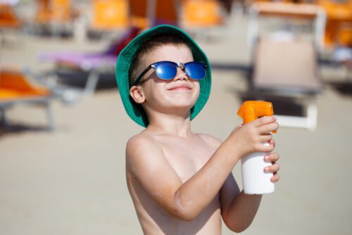 Aufsichtspflichtverletzung Kind - Auftrag zum Holen von Sonnenschutzspray