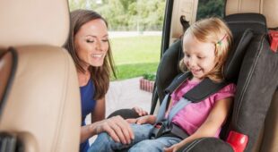 Verkehrsunfall – Schadensersatz für Kindersitz