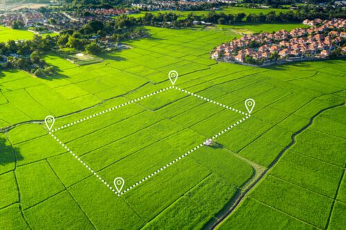 Grundstückskaufvertrag zwischen Verkäufer und Gemeinde - städtebaulicher Vertrag