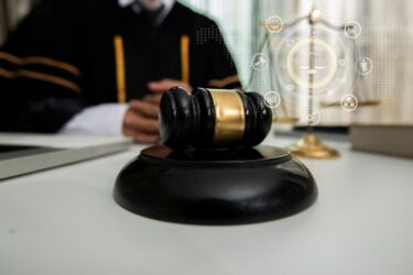 Richterablehnung erst nach Einlassung in Verhandlung oder Antragsstellung