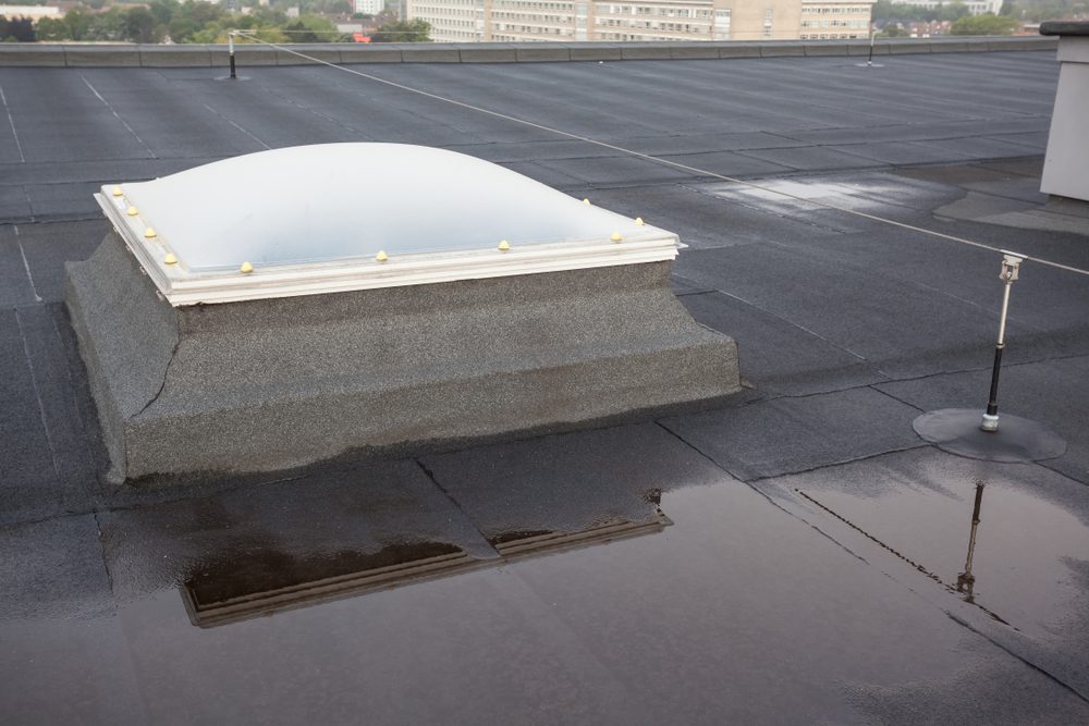 Minderjährigenhaftung für Beschädigung einer Lichtkuppel auf einer Turnhalle