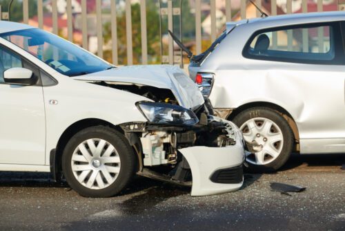 Verkehrsunfall im Zusammenhang mit einem Fahrstreifenwechsel