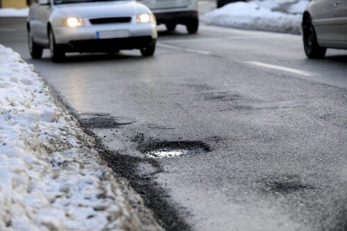 Schlagloch in Fahrbahn - Schadensersatz