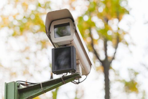 Vorsorgliche Videoüberwachung der Terrasse des Nachbarn zur Vorbeugung befürchteter Einbrüche