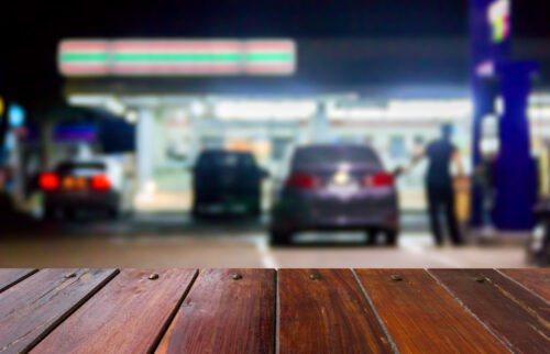 Gebrauchtwagenkauf nachts um 01.00 Uhr an Tankstelle – kein gutgläubiger Erwerb