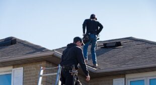 Gebäudebesitzerhaftung – Umfang der Überprüfungspflicht für Dach