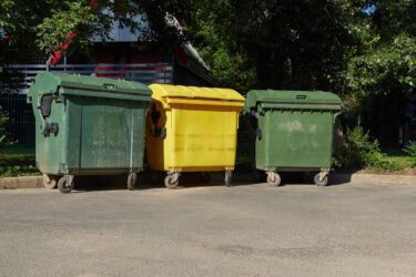Müllcontainer müssen standsicher aufgestellt werden