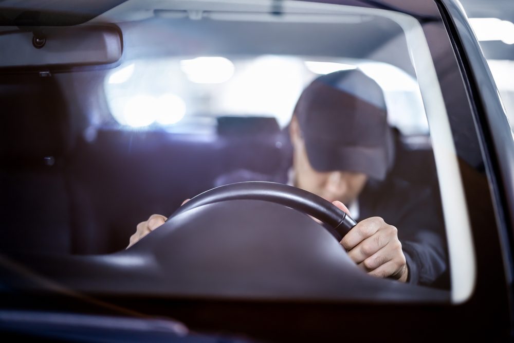 Gesetzliche Unfallversicherung - Verursachung eines Verkehrsunfalls durch Sekundenschlaf Gesetzliche Unfallversicherung - Verursachung eines Verkehrsunfalls durch Sekundenschlaf
