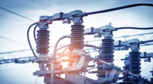 Entschädigung bei Errichtung einer 380 kV-Hochspanungsleitung – Dienstbarkeitbestellung