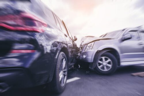 Verkehrsunfall bei Überfahren einer Sperrfläche - Haftungsverteilung