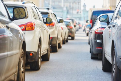 Verkehrsunfall an Stauende – kein Warnblinker eingeschaltet