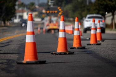 Verkehrsunfall im Baustellenbereich – Fahrzeug zu breit für die linke Überholspur
