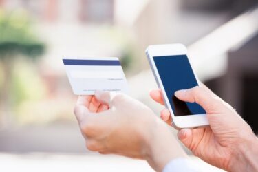 Unautorisierte Kreditkartenabbuchungen trotz SMS-TAN-Verfahren – Bank haftet