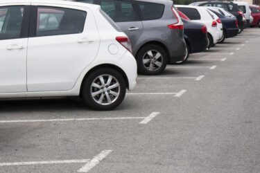 Zahlungsanspruch auf erhöhte Parkentgelte durch Überschreitung der Höchstparkdauer