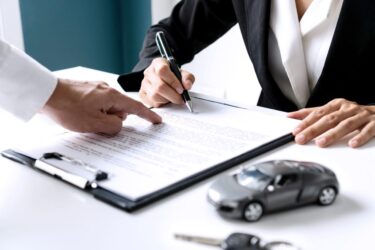 Fahrzeugkaufvertrag – außerhalb des Vertrages bestehende Vereinbarungen – Beweislast
