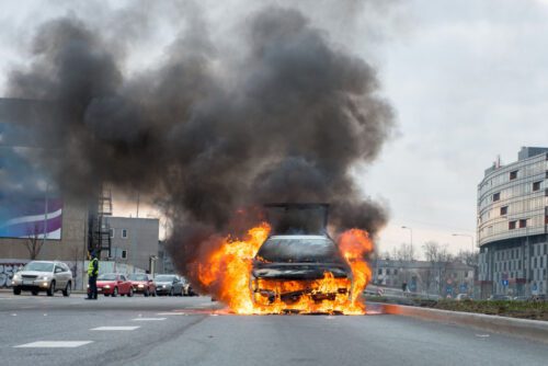Ungeklärte Brandursache: Fahrzeughalter haftet nicht
