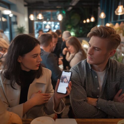 Fristlose Kündigung bei Online-Partnervermittlungen